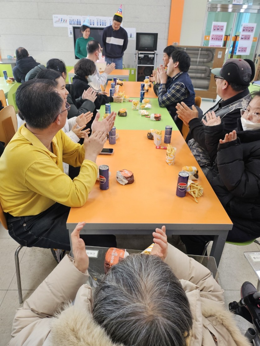 abd8992a603806b4598449aa65c9c946_1746663343_2694.jpg